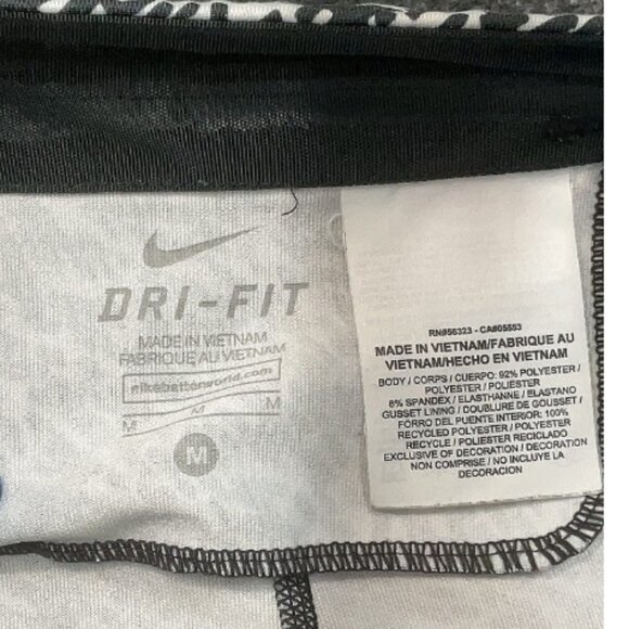 DRI-FIT Nike Size M Active black and white print design pants - Picture 4 of 4